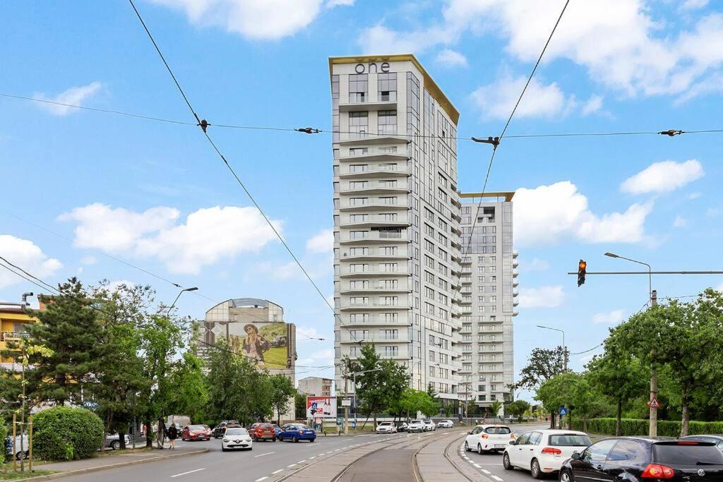 Floreasca Apartament On Business Centre Bucharest Exterior photo